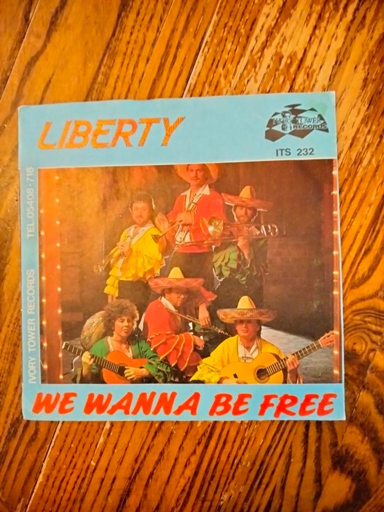 Liberty, Ophalen of Verzenden, Zo goed als nieuw, Overige formaten, Levenslied of Smartlap