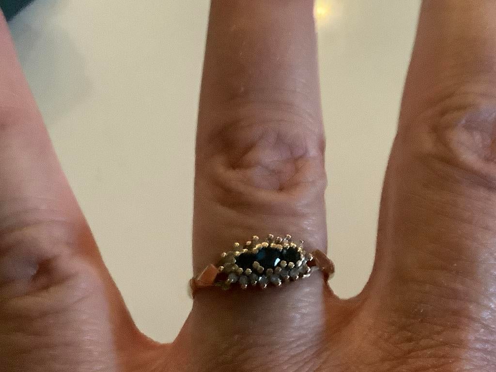 Geweldige vintage gouden ring 18 Briljanten 3 Topaas 9 k 375, Verzenden, Zo goed als nieuw, 17 tot 18, Met edelsteen