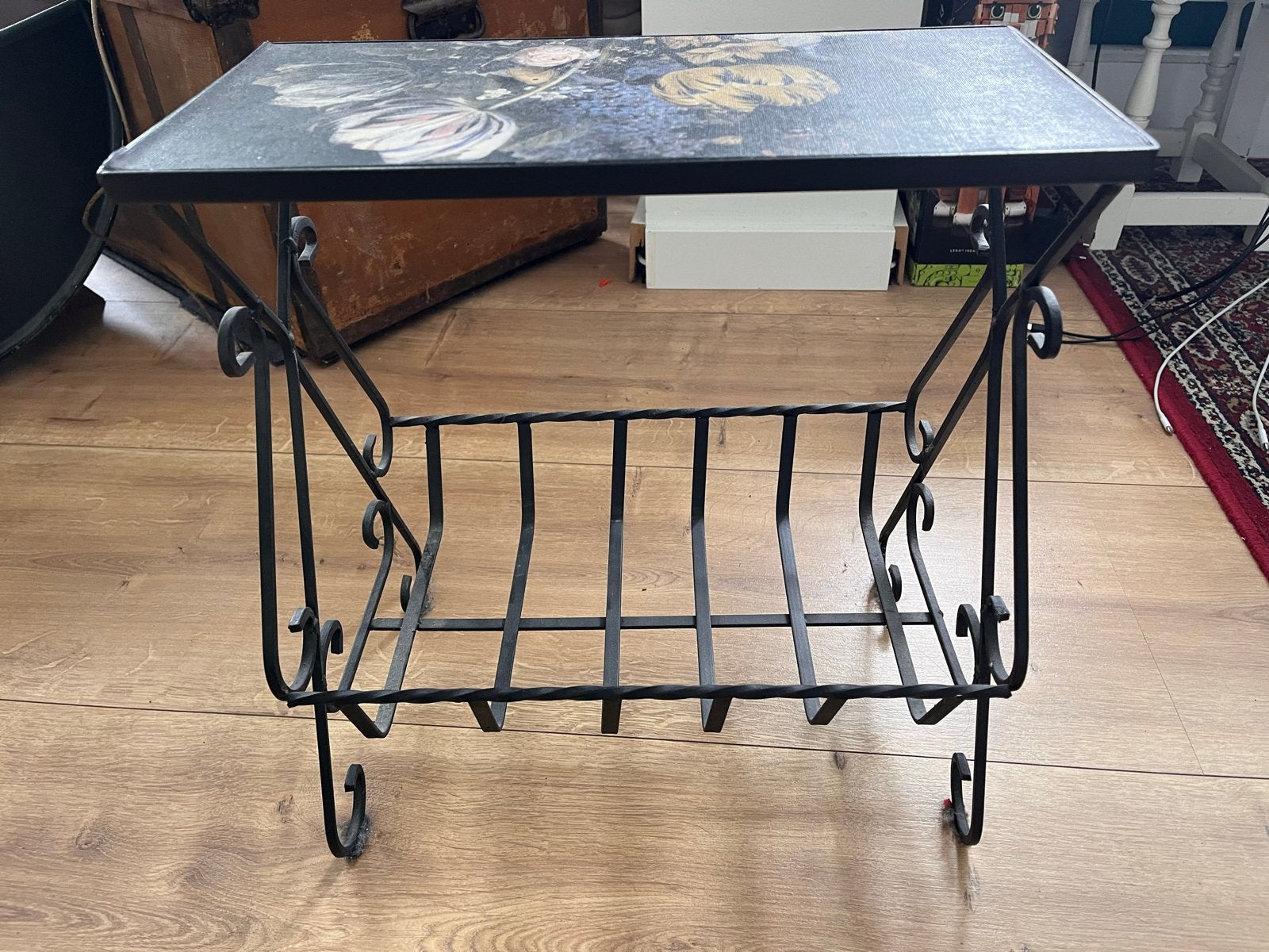 Vintage lectuurbak met houten blad en gietijzeren onderstel, Gebruikt, 55 tot 75 cm, Rechthoekig, Hout
