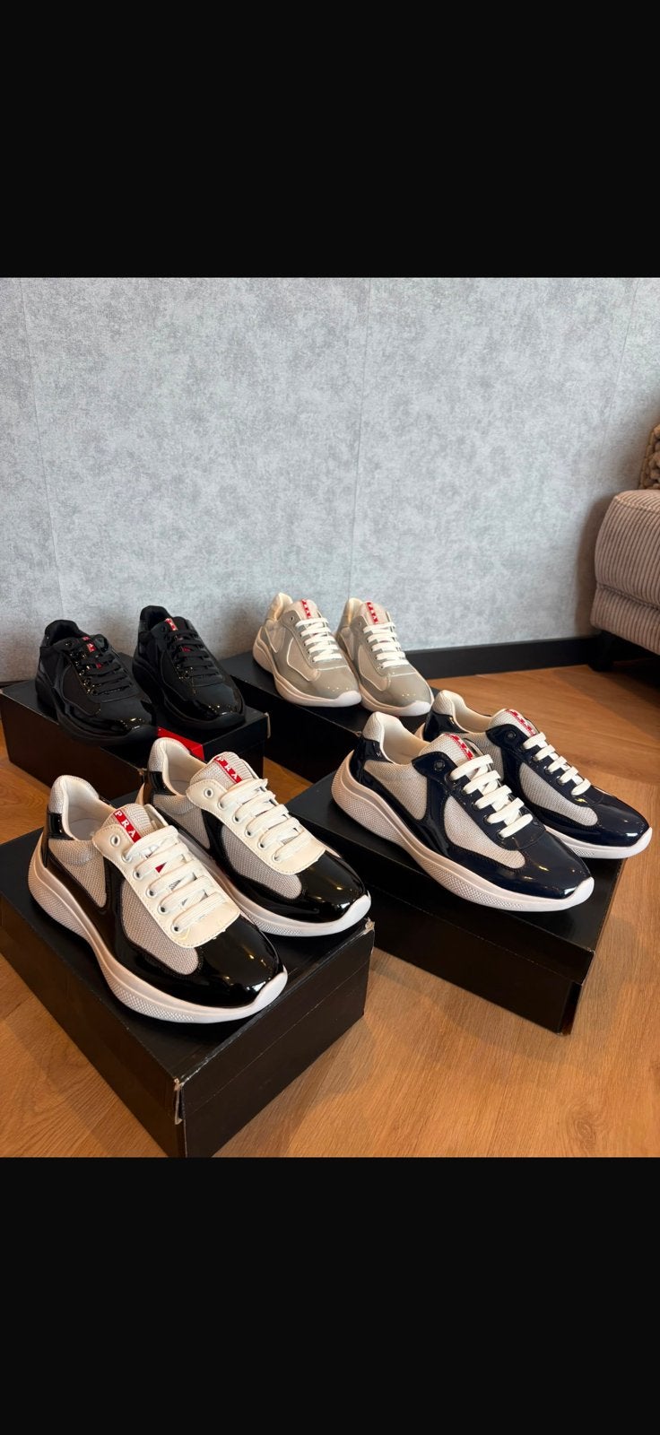 Prada schoenen, Ophalen of Verzenden, Zo goed als nieuw, Zwart