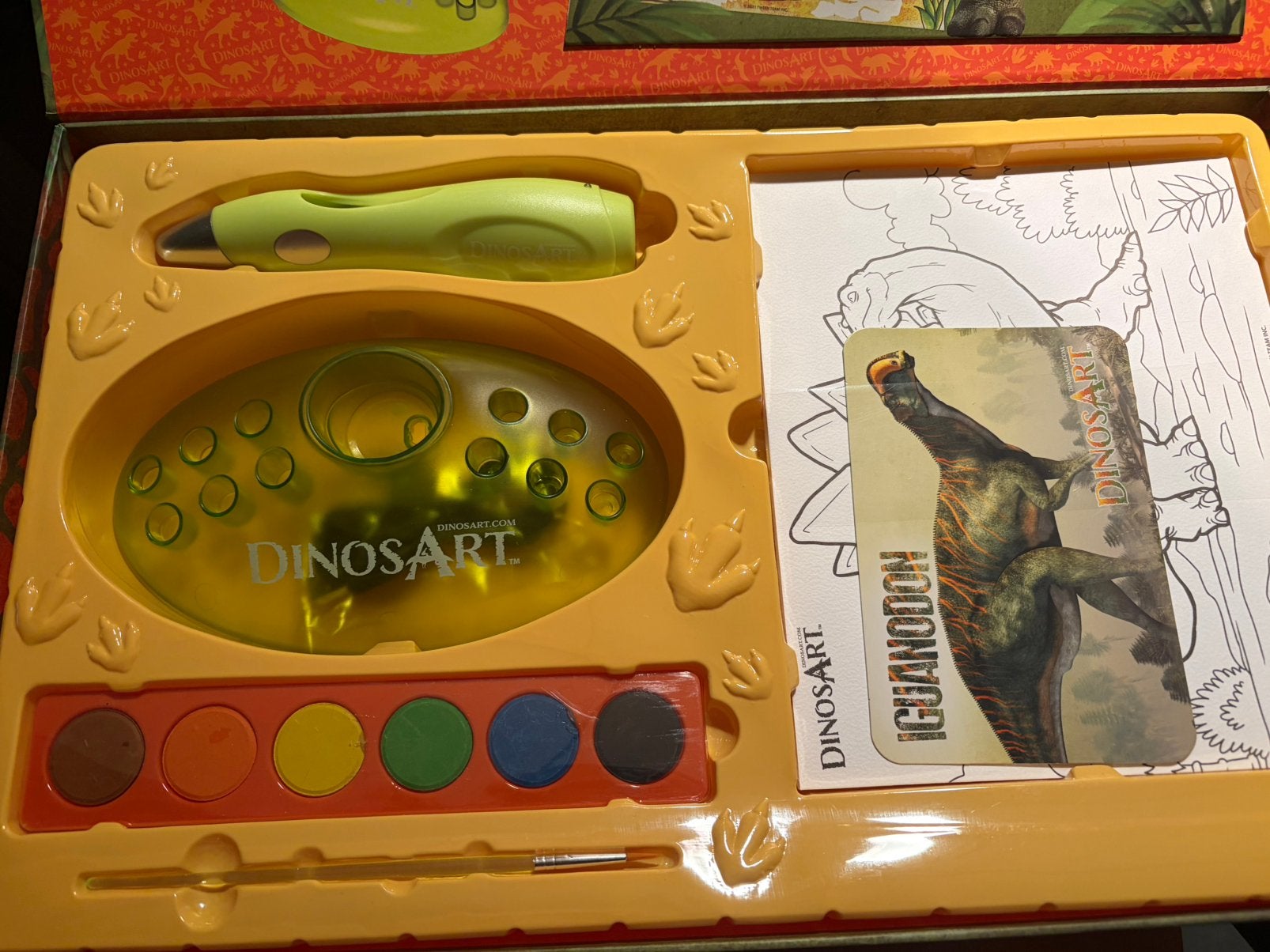 DinosArt elektrische airbrush set – complete deluxe set, Kinderen en Baby's, Verzenden, Zo goed als nieuw