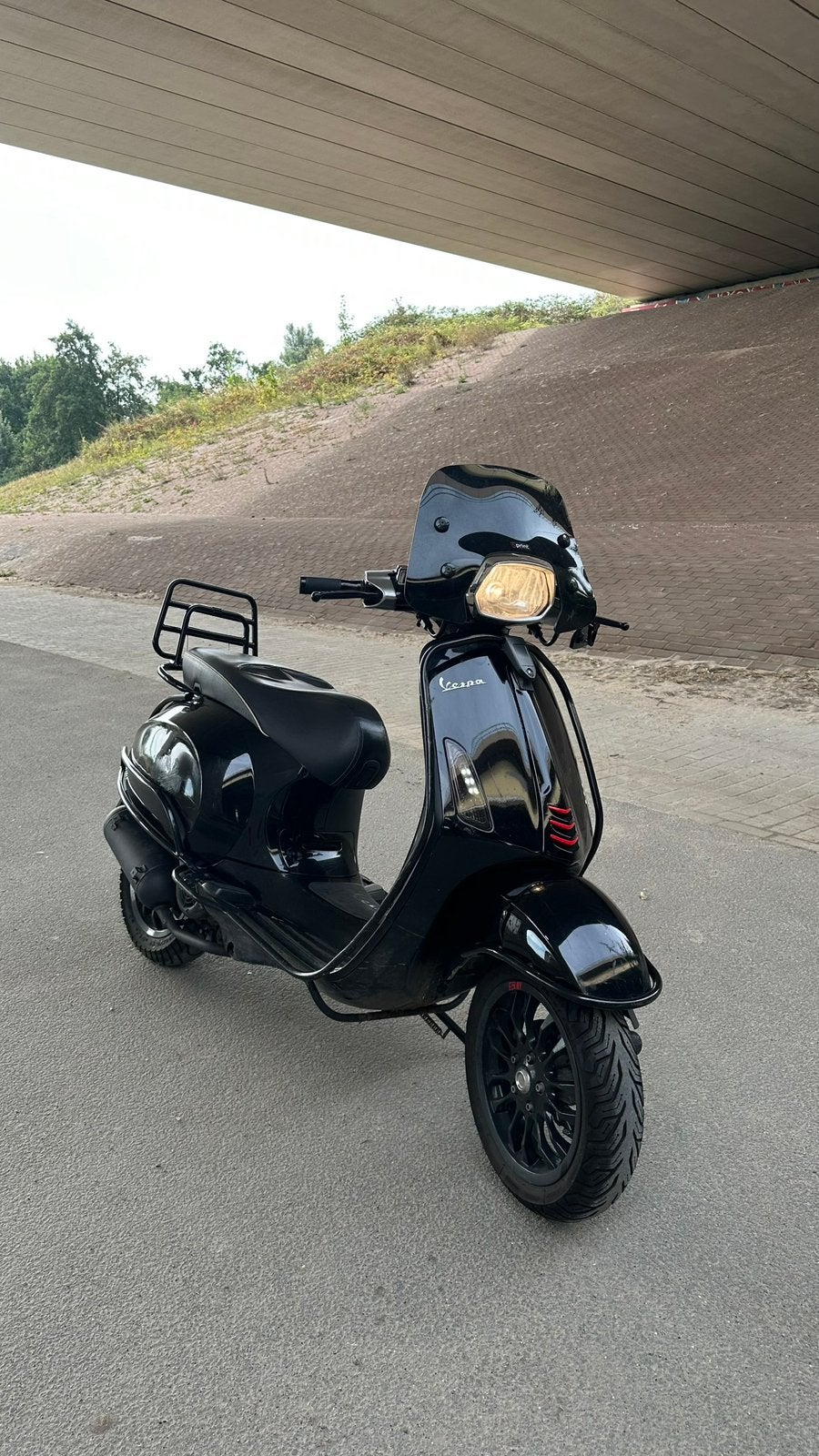 Vespa sprint 187cc brom, Ophalen of Verzenden, Zo goed als nieuw, Benzine