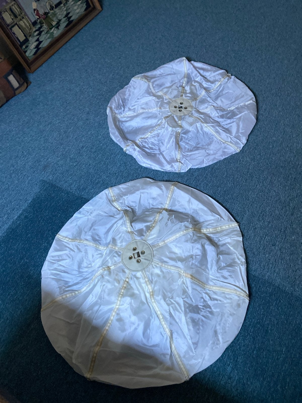 Kleinere Vintage/ militaire koepelparachute, Ophalen of Verzenden, Zo goed als nieuw
