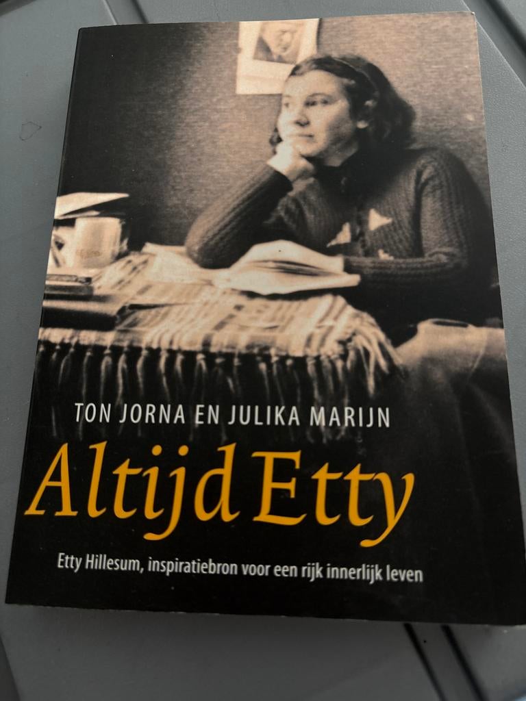 Altijd Etty - Etty Hillesum, inspiratiebron, Ophalen of Verzenden, Zo goed als nieuw, Esoterie en Spiritualiteit