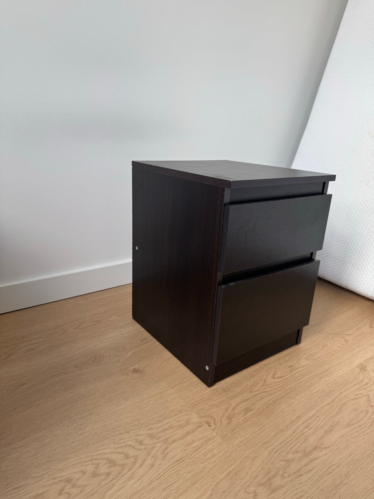IKEA Malm nachtkastje met 2 lades - Zwartbruin, Ophalen, Gebruikt, Minder dan 45 cm, Minder dan 55 cm