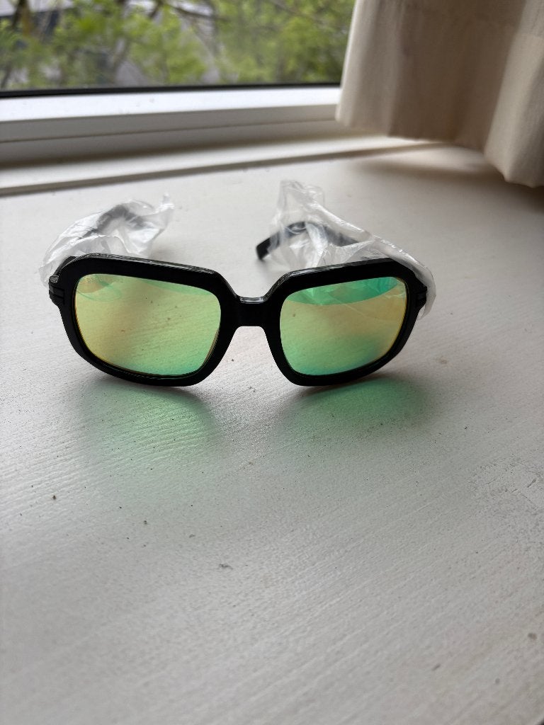 DSQUARED2 zonnebril nieuw in de doos!!! Top bril, Zonnebril, Zwart, Nieuw, Ophalen