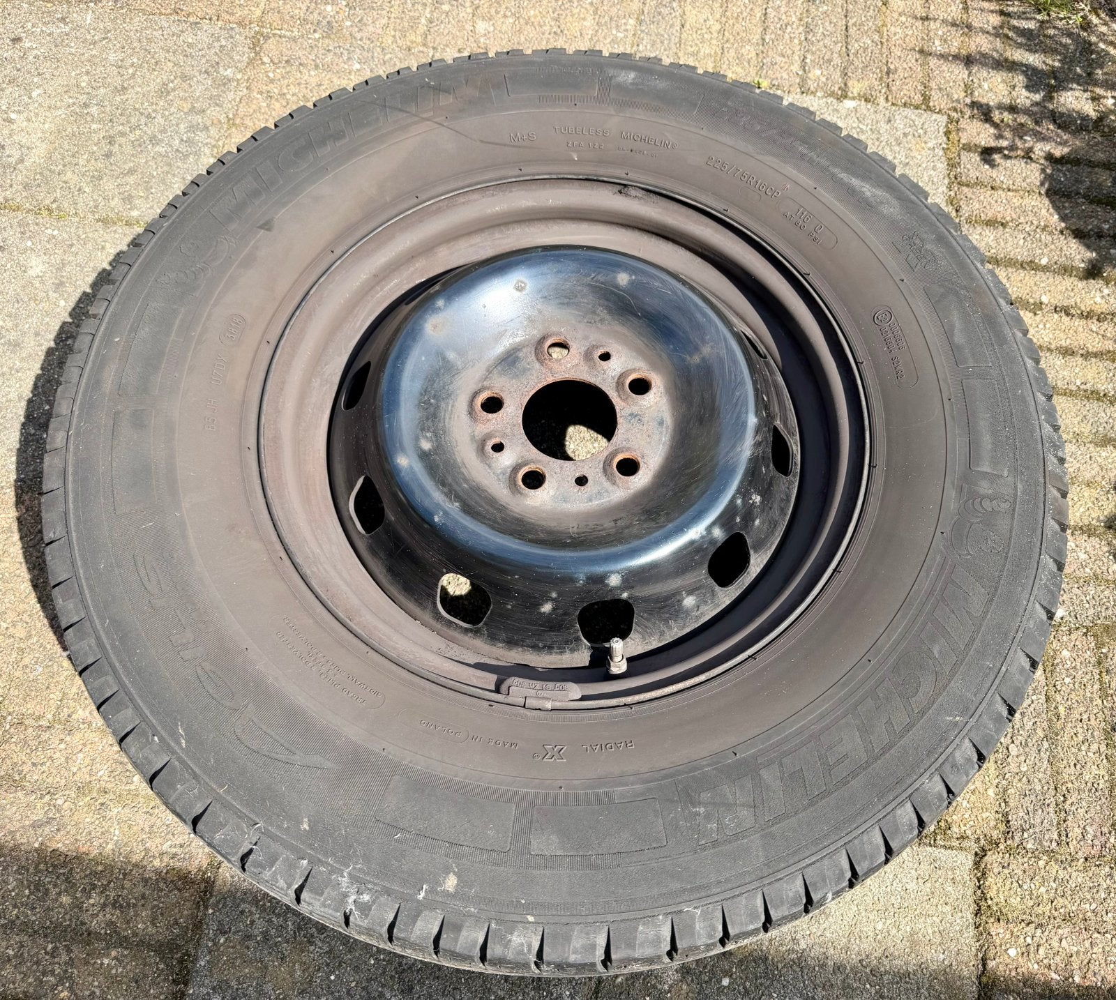Stalen velg Fiat Ducato 250 16 inch met zomerband, Auto-onderdelen, Banden en Velgen, Ophalen, Bestelwagen, 16 inch, Banden en Velgen