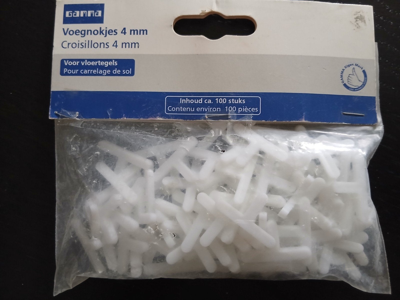 Gratis voegnokjes 4 mm, Ophalen, Zo goed als nieuw, Wit