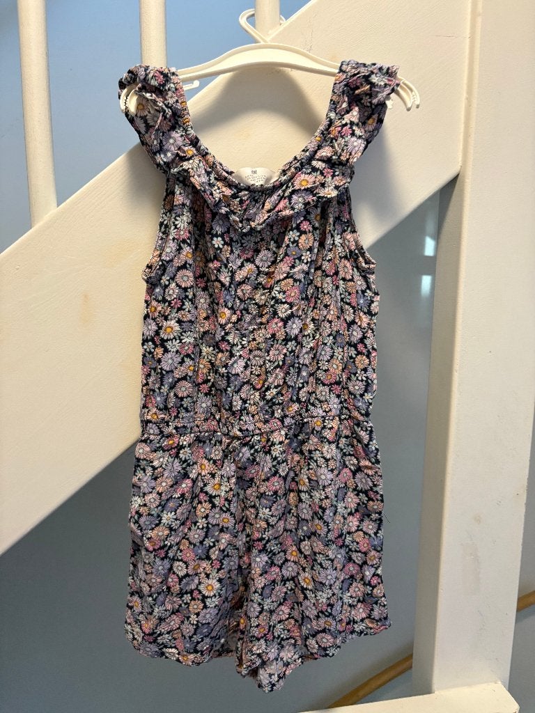 floral print meisje jumpsuit, maat: 134/140, Overige typen, Meisje, Ophalen of Verzenden, Zo goed als nieuw