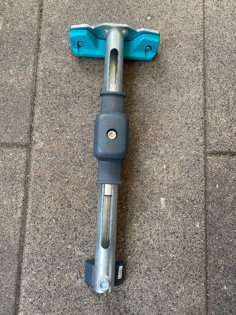 Laminaat hamer-trekijzer, Ophalen of Verzenden, Zo goed als nieuw, Hamer, Overige merken