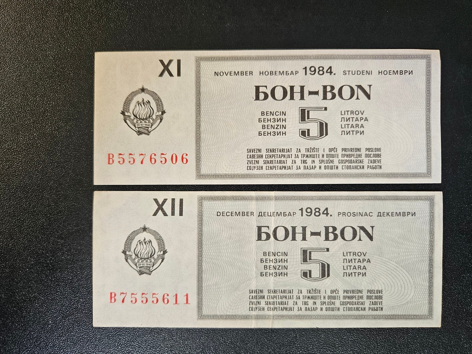Joegoslavië 2 benzinebonnen 1984, Ophalen of Verzenden, Joegoslavië, Los biljet