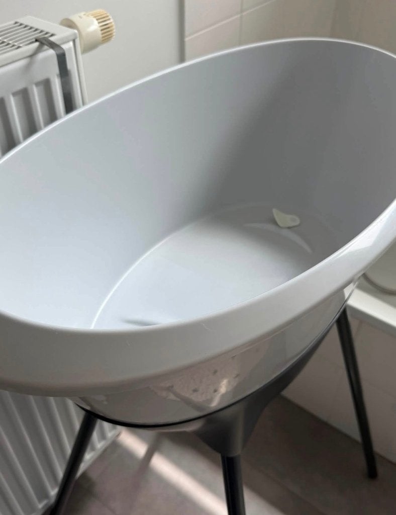 Luma baby bad, Zo goed als nieuw, Badje, Standaard, Ophalen