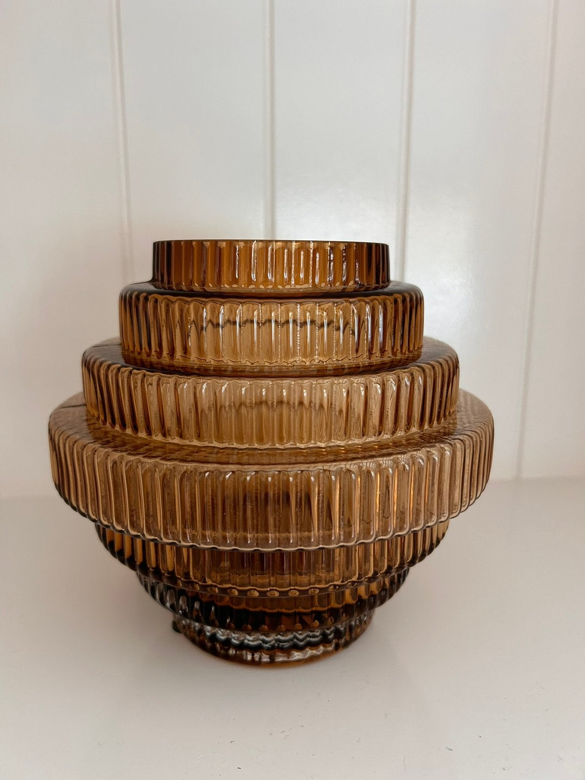 Nordal Rill vaas, amberkleur., Overige kleuren, Ophalen of Verzenden, Minder dan 50 cm, Glas