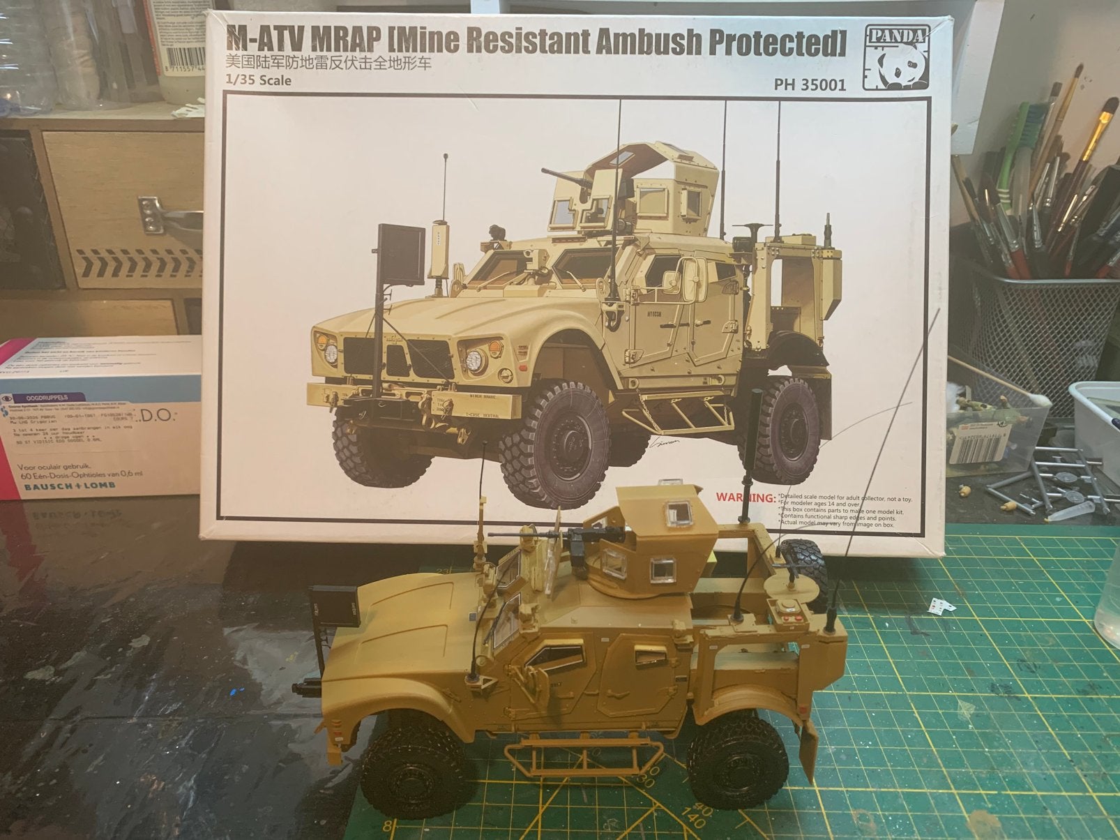 M-ATV MRAP MINE Resistant Ambush Protected 1:35 gebouwd, Hobby en Vrije tijd, Overige merken, Gebruikt, Tank, 1:32 tot 1:50