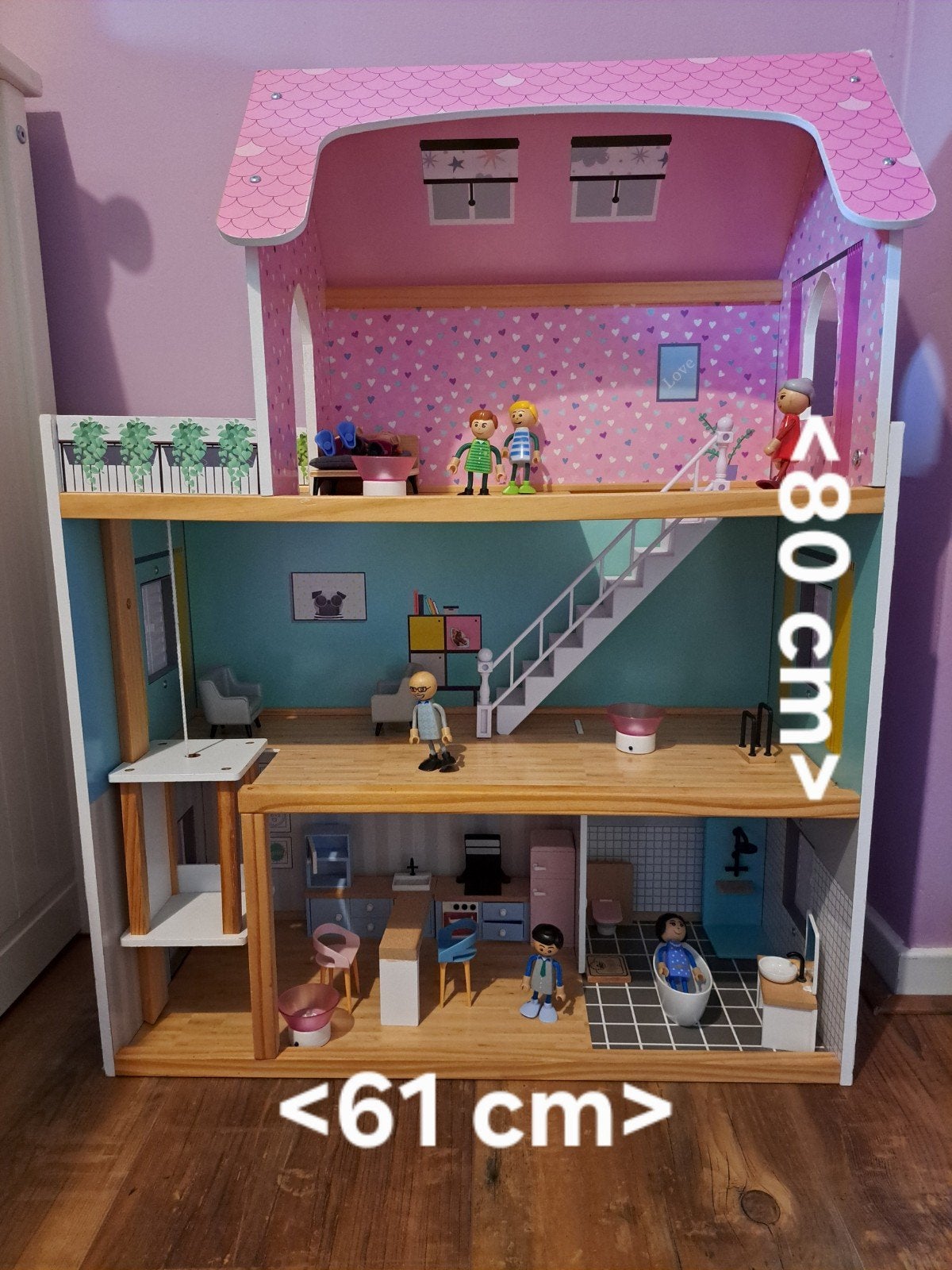 Groot houten poppenhuis met meubels en poppen, Kinderen en Baby's, Ophalen, Zo goed als nieuw, Overige typen