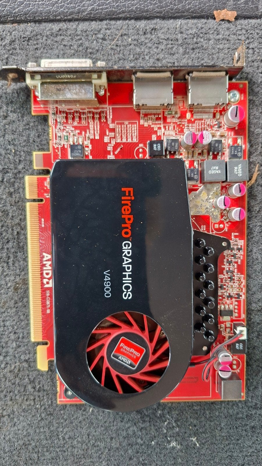 AMD FirePro V4900 Grafische Kaart, Computers en Software, Videokaarten, Gebruikt, AMD, DVI, Ophalen of Verzenden