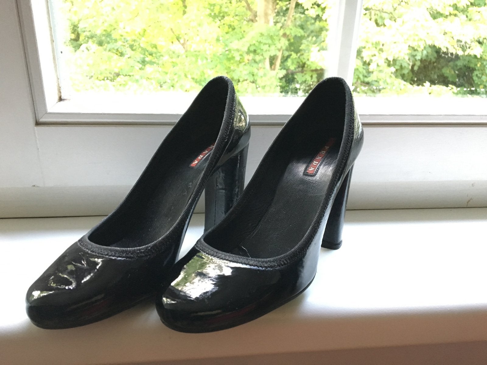 Prada zwarte pumps lakleer maat 36,5, Kleding | Dames, Pumps, Zwart, Ophalen of Verzenden, Gedragen