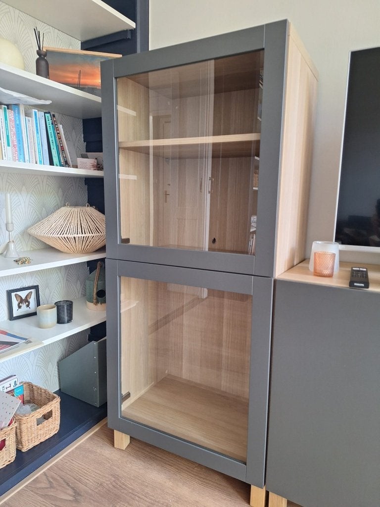 Ikea Besta meubel met glazen deuren, Ophalen, Met deur(en), Overige houtsoorten, 50 tot 100 cm