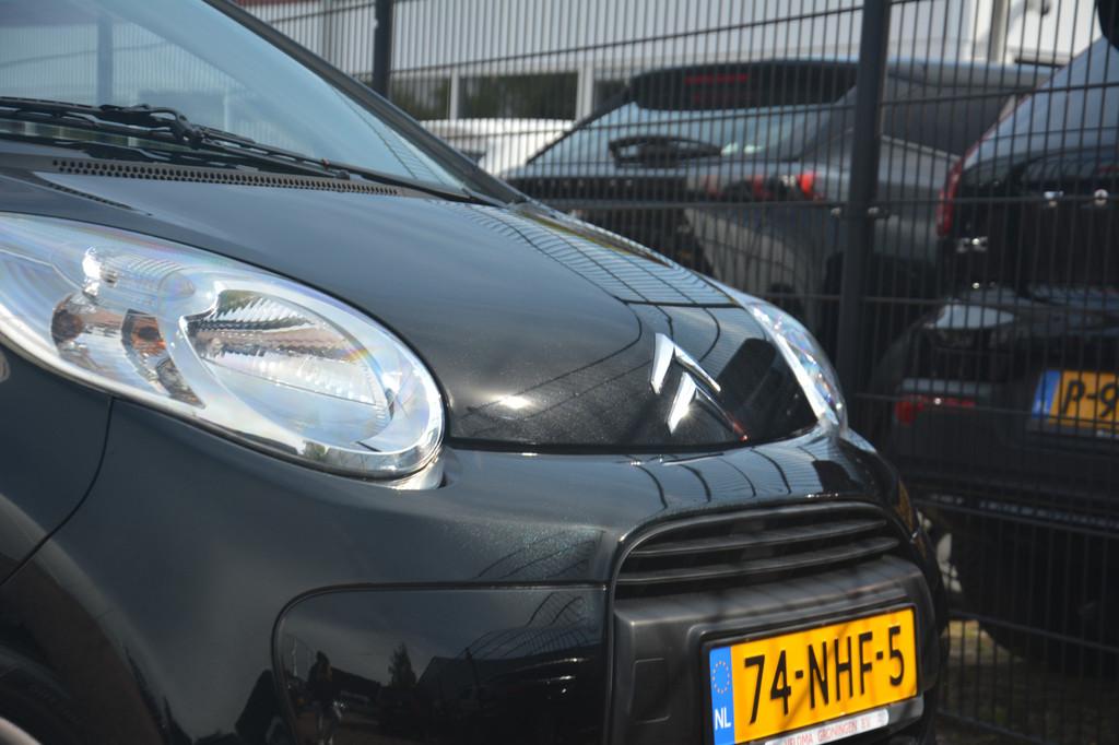Citroën C1 1.0-12V Séduction | Radio | Airco | NL auto! |, Voorwielaandrijving, Gebruikt, Zwart, 4 stoelen