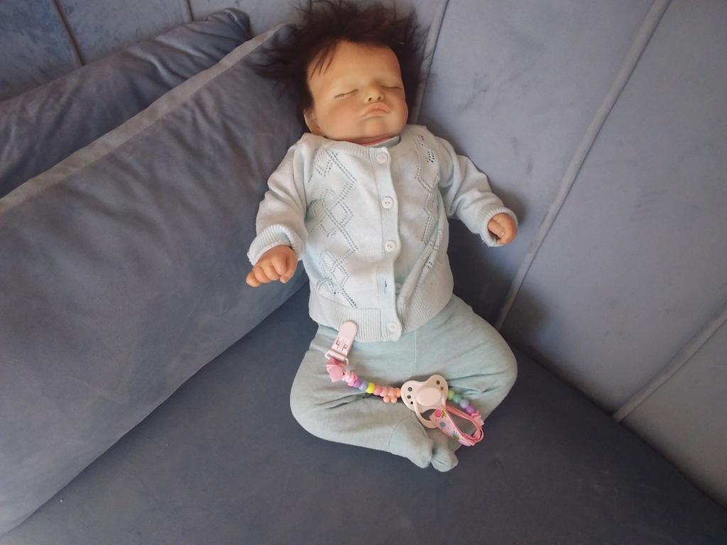 Reborn rosalie, Ophalen of Verzenden, Zo goed als nieuw, Pop