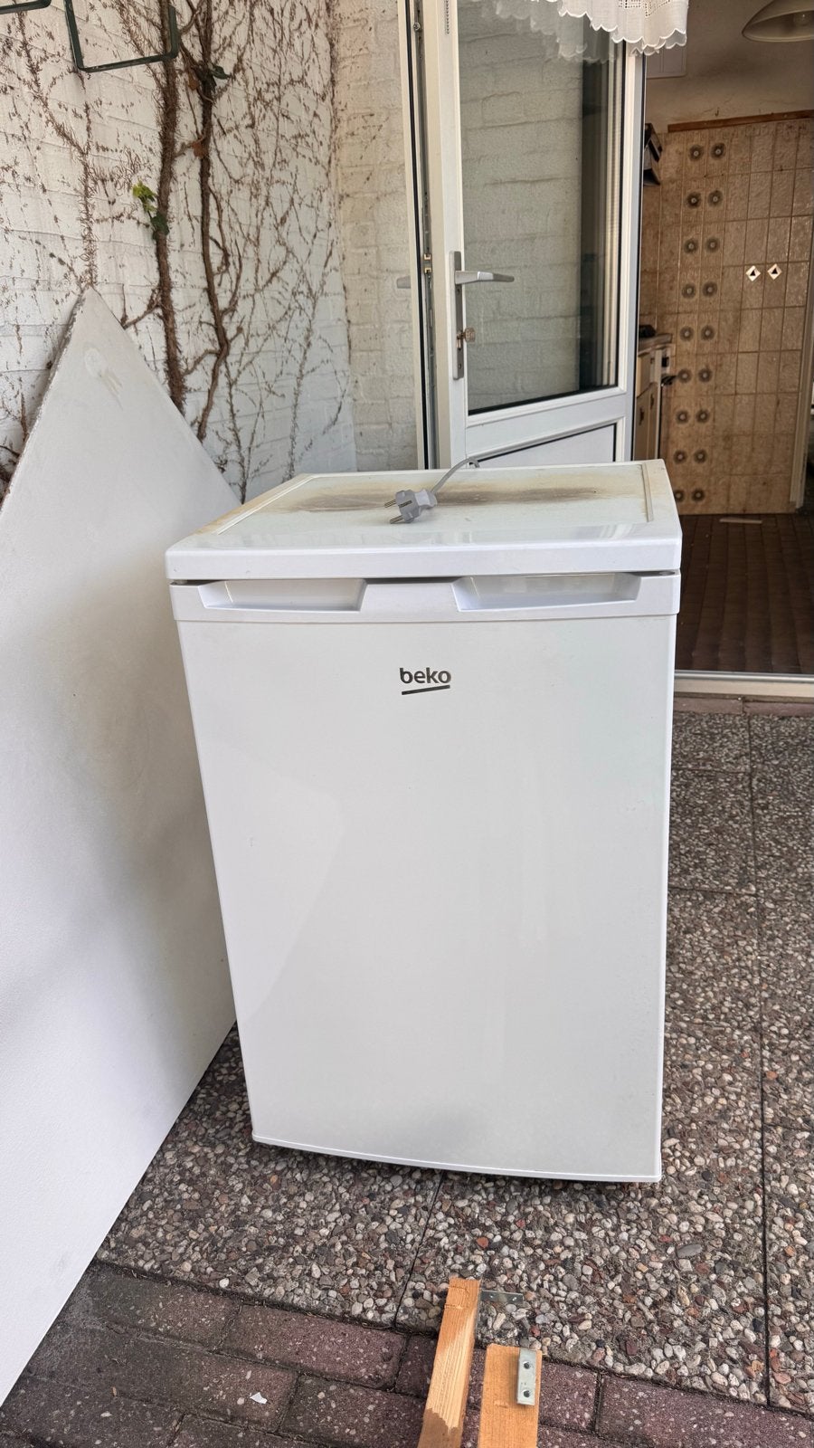 Beko Koelkast met vriesvak - Compact en efficiënt, Witgoed en Apparatuur, Koelkasten en IJskasten, Gebruikt, 75 tot 100 liter
