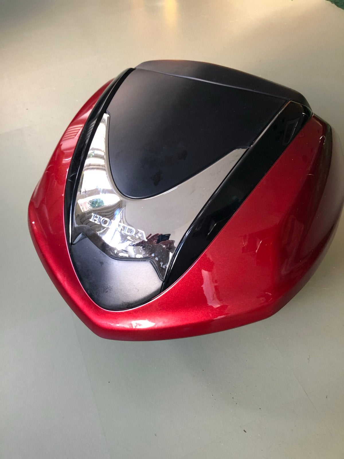 Honda sh300 Topkoffer Rood - Gebruikt, Ophalen, Gebruikt