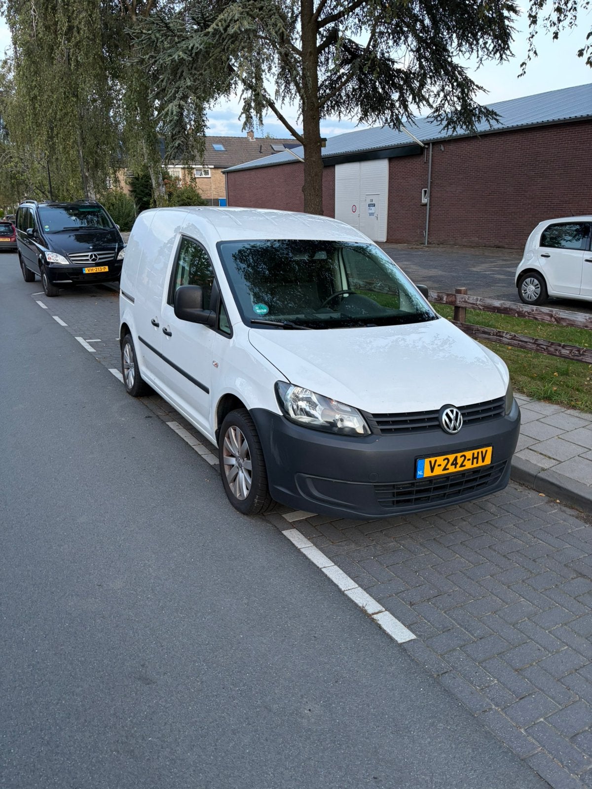 Volkswagen Caddy 1.6 D 55KW 2015 Marge, 1373 kg, 74 pk, 4 cilinders, 700 kg
