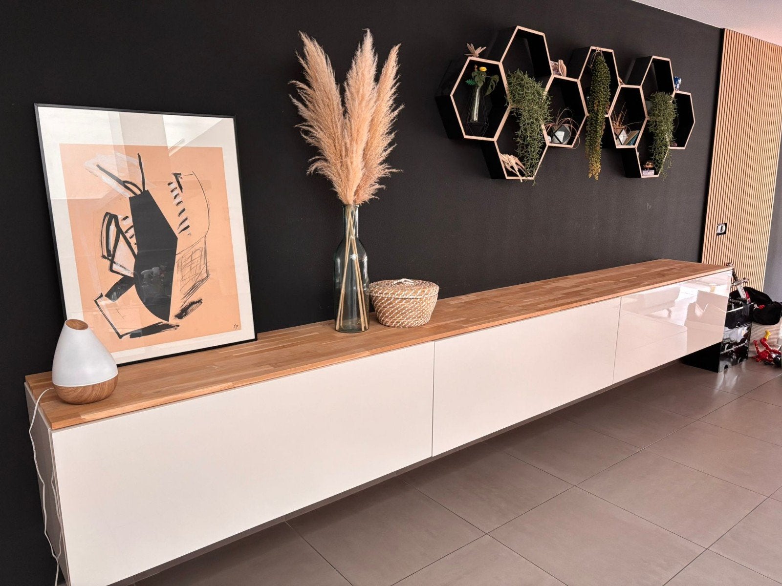 Moderne witte kast zonder houten blad, Ophalen, Glas, Zo goed als nieuw, 200 cm of meer