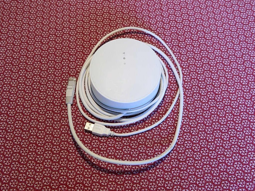 IKEA Trådfri gateway (smart home hub), inclusief kabels, Ophalen of Verzenden, Zo goed als nieuw, Router, IKEA