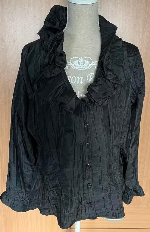 Alma Mater blouse maat 46, Ophalen of Verzenden, Zo goed als nieuw, Maat 46/48 (XL) of groter, Zwart