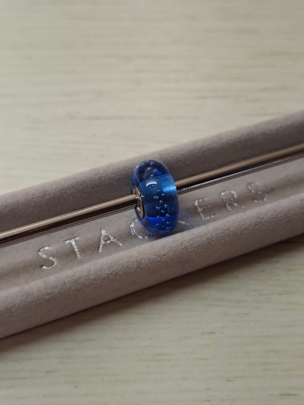 Trollbeads glasbead zilverspoor blauw, Ophalen of Verzenden, Zo goed als nieuw, Glas of Kristal, Trollbeads