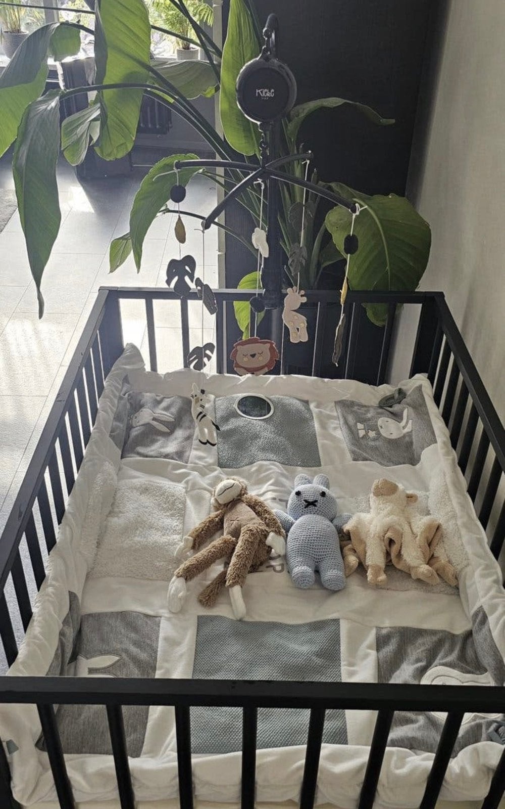 Kiekepiep Muziekmobiel Jungle Dieren – ZGAN, Kinderen en Baby's, Ophalen, Zo goed als nieuw, Rond
