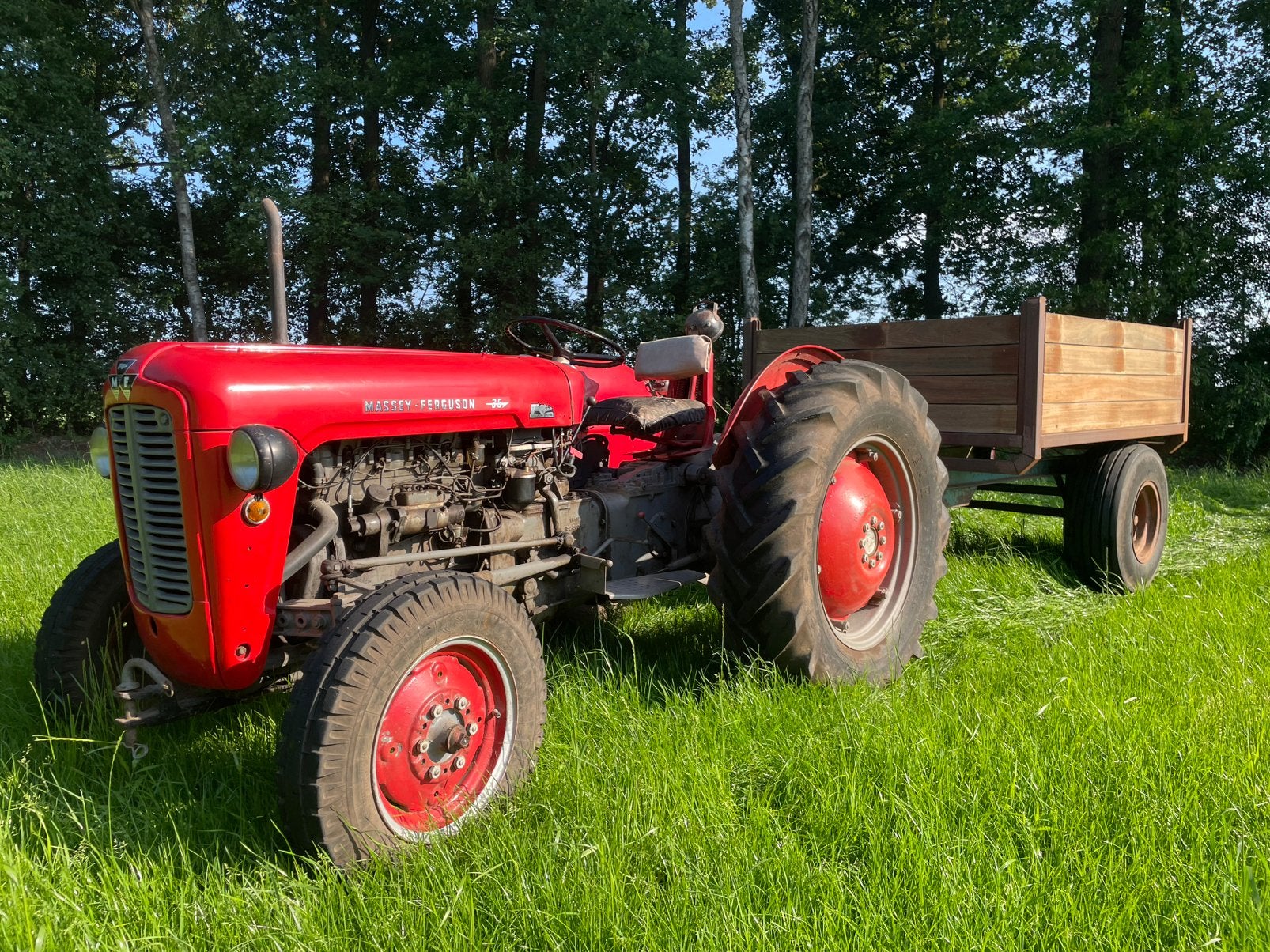 Massey ferguson 35 “incl. aanhanger en kenteken”, Zakelijke goederen, Agrarisch | Tractoren, Ophalen, Gebruikt, Tot 2500, Tot 80 Pk