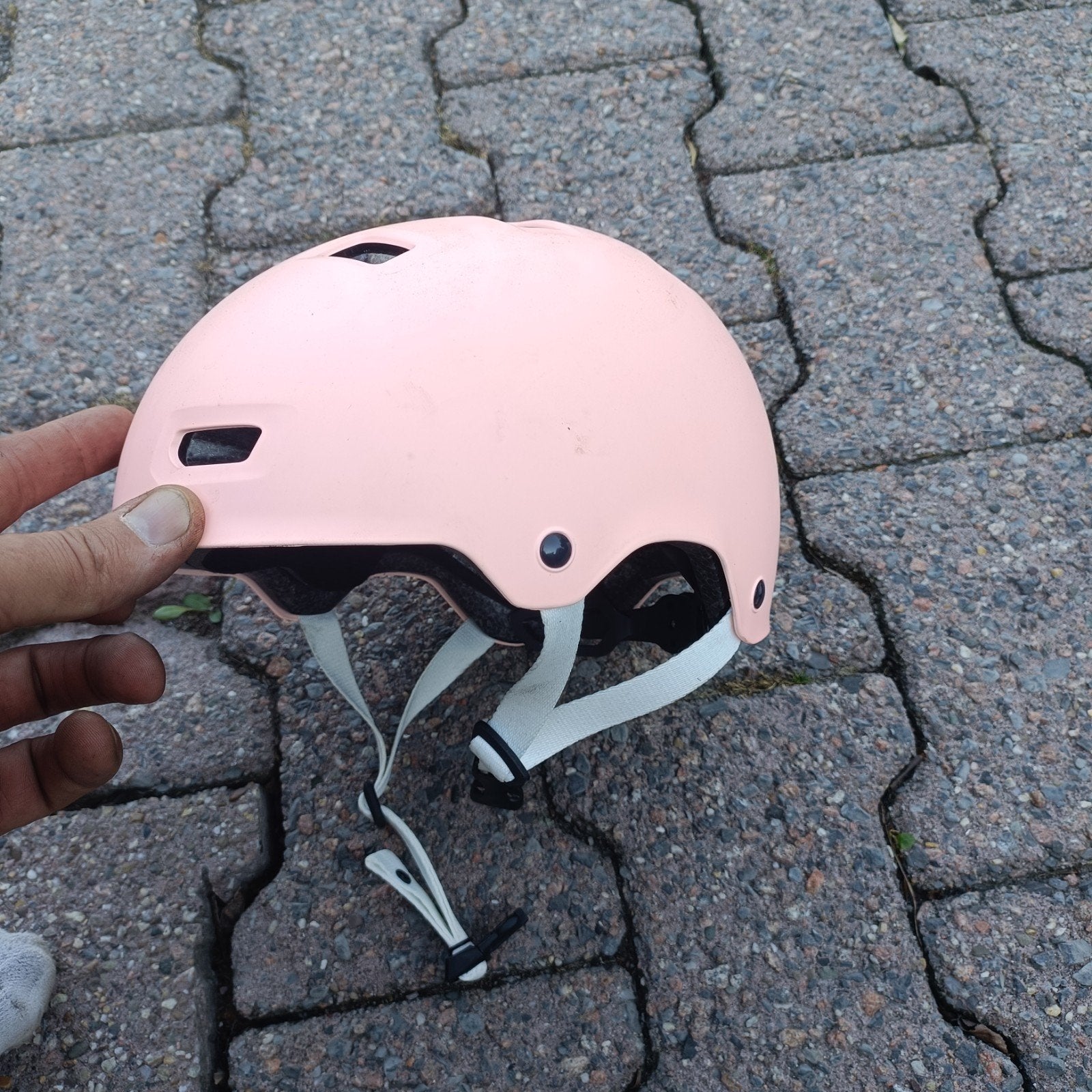 Roze skatehelm - Bescherming voor skateboarden/waveboarden, Ophalen of Verzenden, Gebruikt, Bescherming