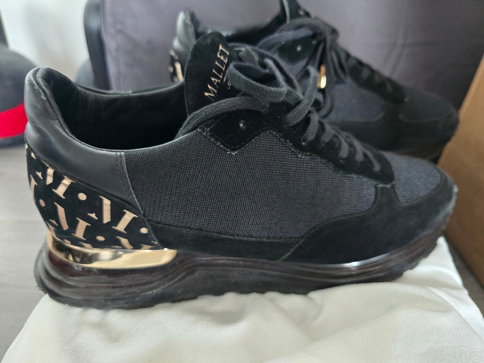 2 paar Mallet sneakers maat 42 - Zilver en Goud, Kleding | Heren, Schoenen, Overige kleuren, Mallet, Ophalen of Verzenden, Sneakers of Gympen