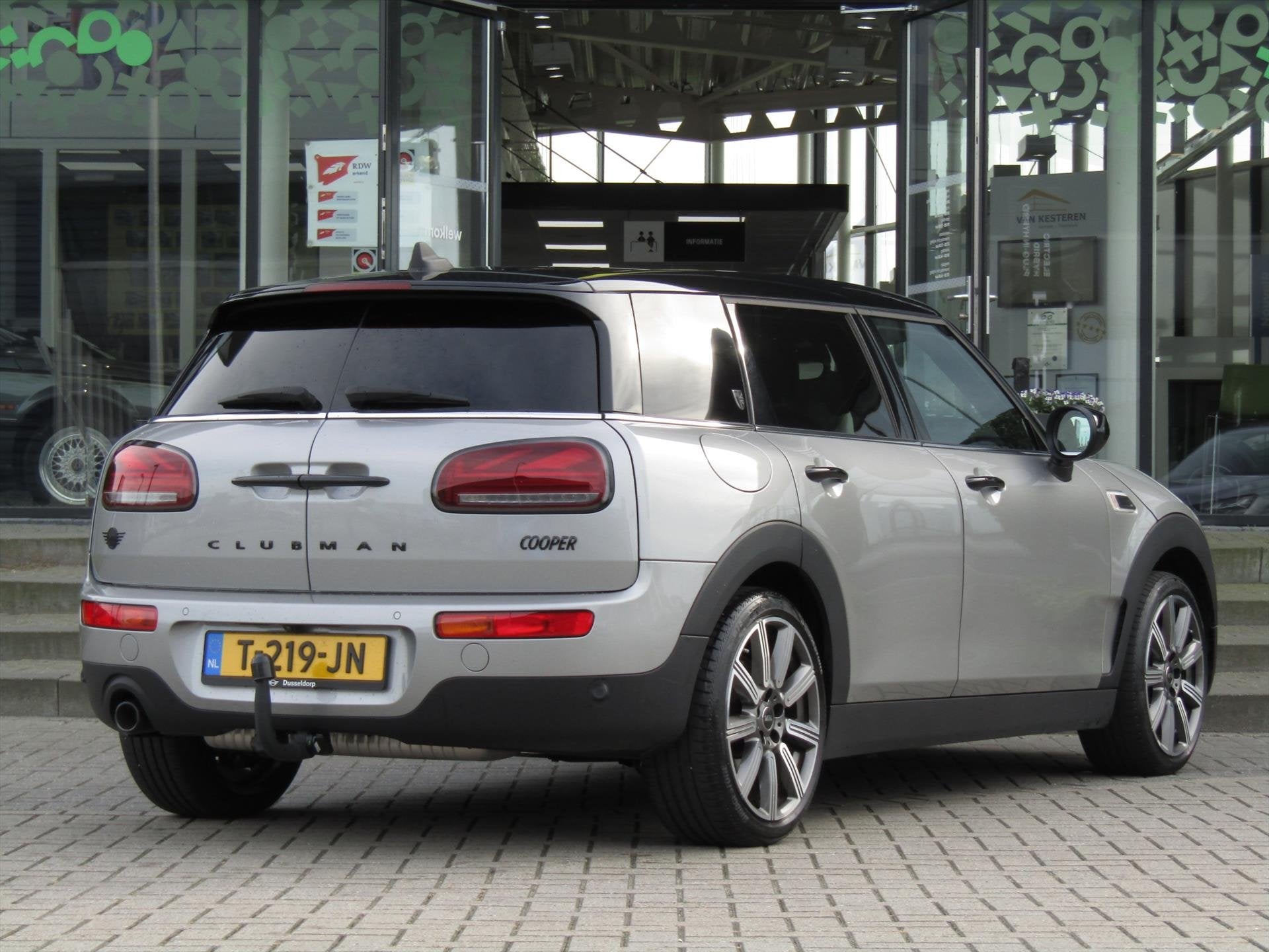 MINI Mini Clubman (f54) 1.5 136pk Aut Cooper Mini Yours / Na, 136 pk, Gebruikt, 715 kg, Zilver of Grijs