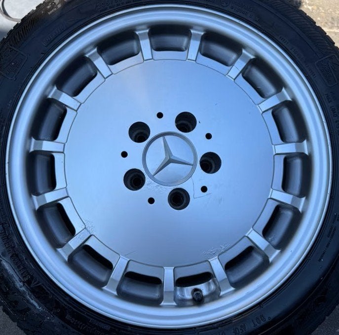 mercedes gullideckel 16 inch  et34 orgineel  r129  w201, Ophalen, Gebruikt, Velg(en), 16 inch