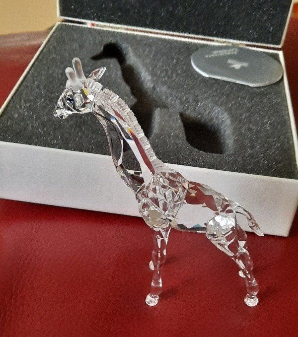 Swarovski baby giraffe, Verzamelen, Swarovski, Ophalen of Verzenden, Zo goed als nieuw, Figuurtje