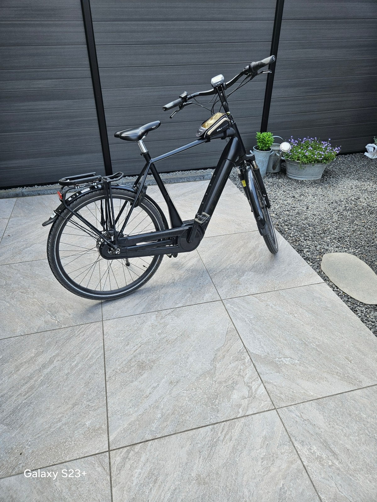 Trek district 6 met Bosch middenmotor, Fietsen en Brommers, Elektrische fietsen, Zo goed als nieuw, 59 cm of meer, 50 km per accu of meer