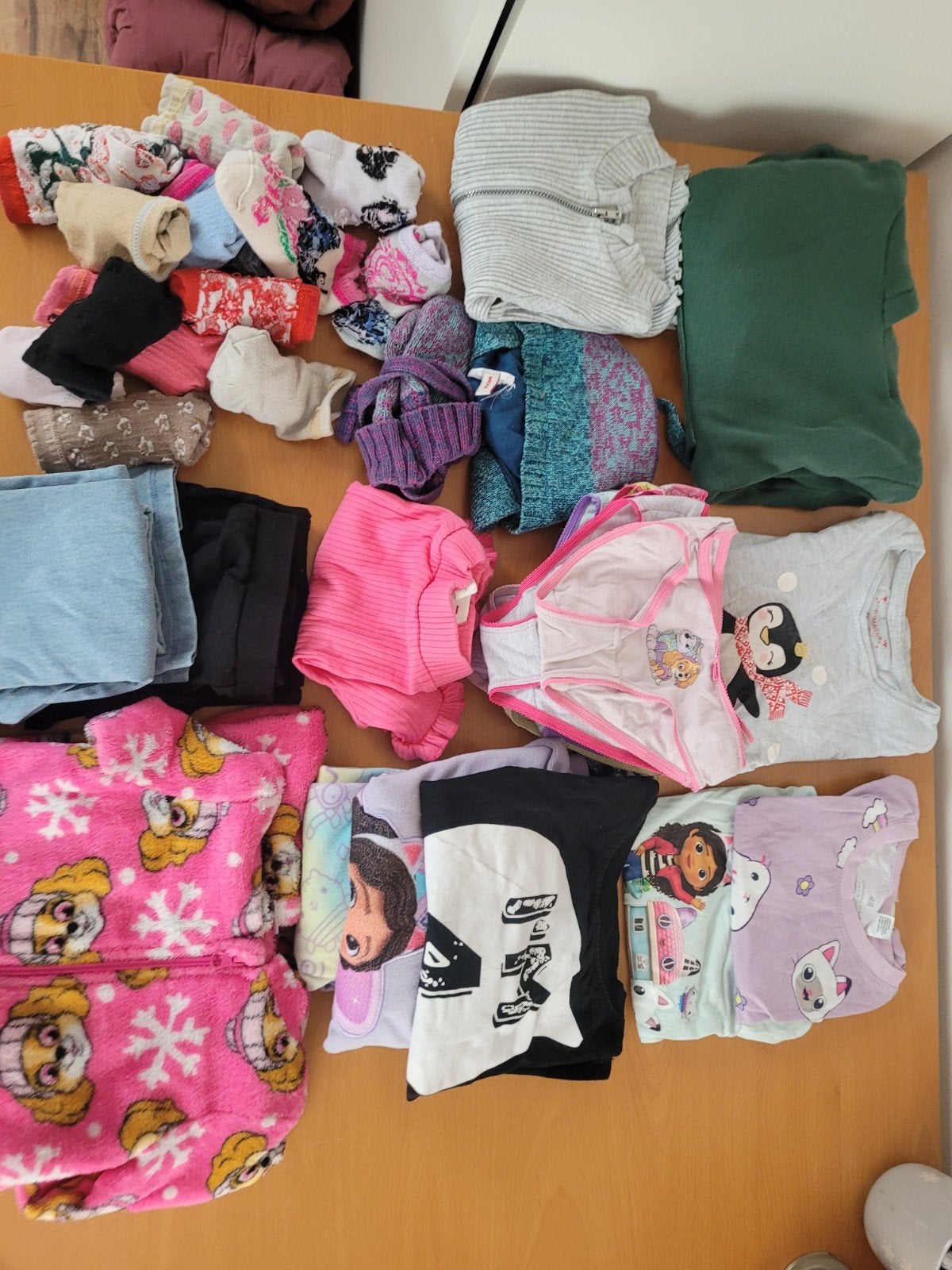 Meisjes kledingpakket maat 98/104, Ophalen, Gebruikt