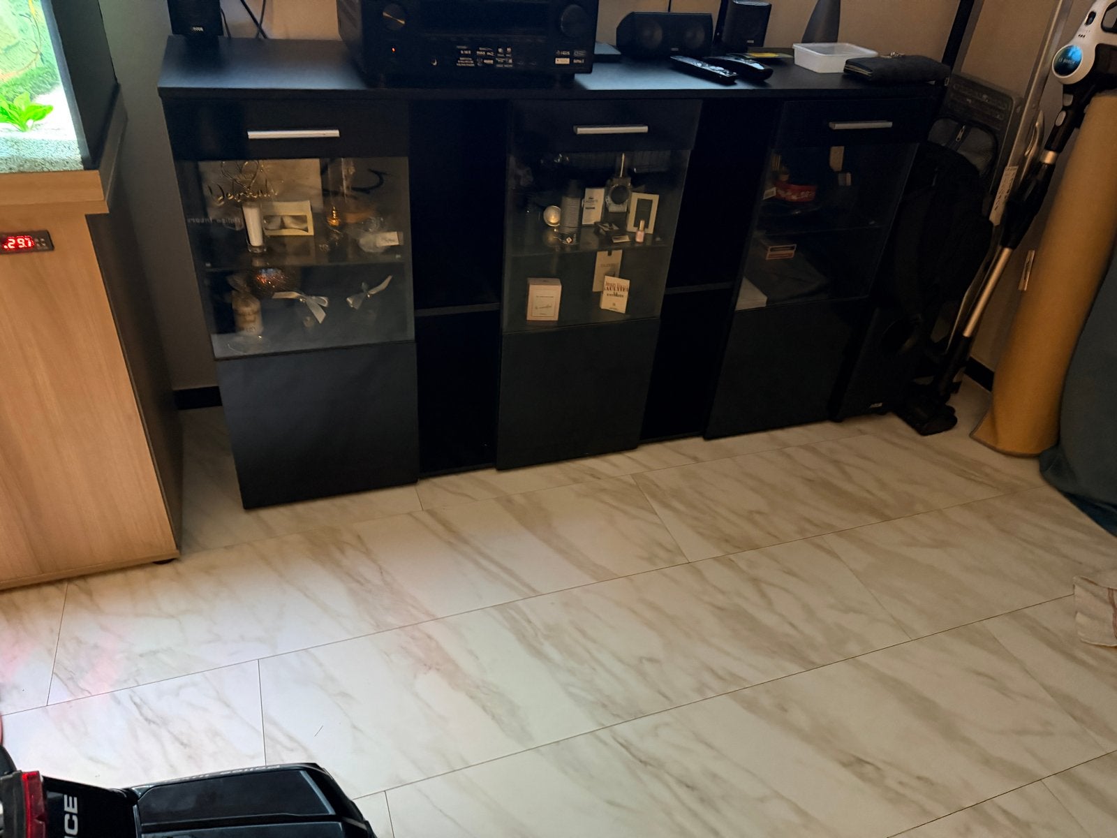 Zwarte Dressoir met 3 vitrine deurtjes van glas, Ophalen, Gebruikt, 150 tot 200 cm, Glas