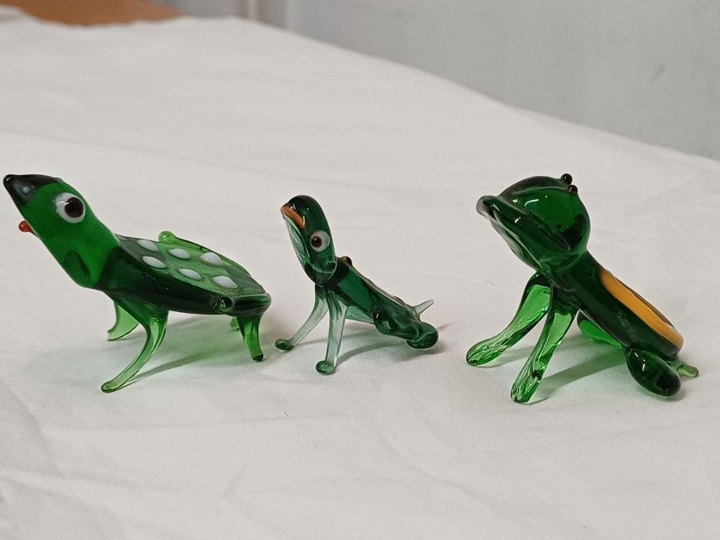 Miniatuur kikkers glas, Ophalen of Verzenden, Zo goed als nieuw, Reptiel of Amfibie, Beeldje of Figuurtje