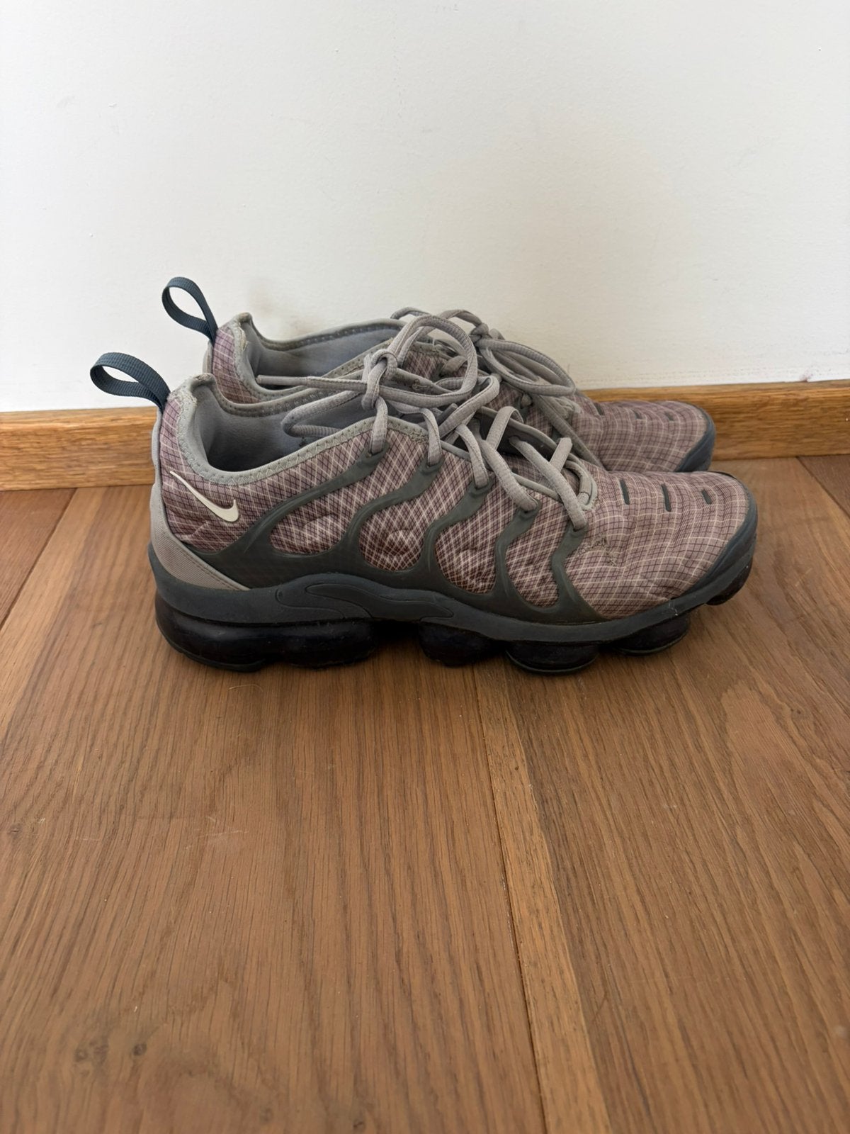 Nike Air VaporMax Plus Maat 43, Kleding | Heren, Schoenen, Overige kleuren, Ophalen of Verzenden, Sneakers of Gympen, Zo goed als nieuw