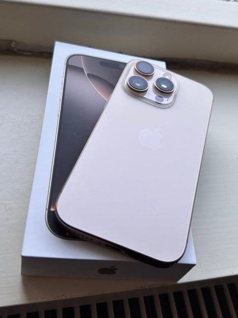 iPhone 16 Pro 256GB - Zo goed als nieuw, Telecommunicatie, Ophalen of Verzenden, Zo goed als nieuw, 87 %, Zonder simlock