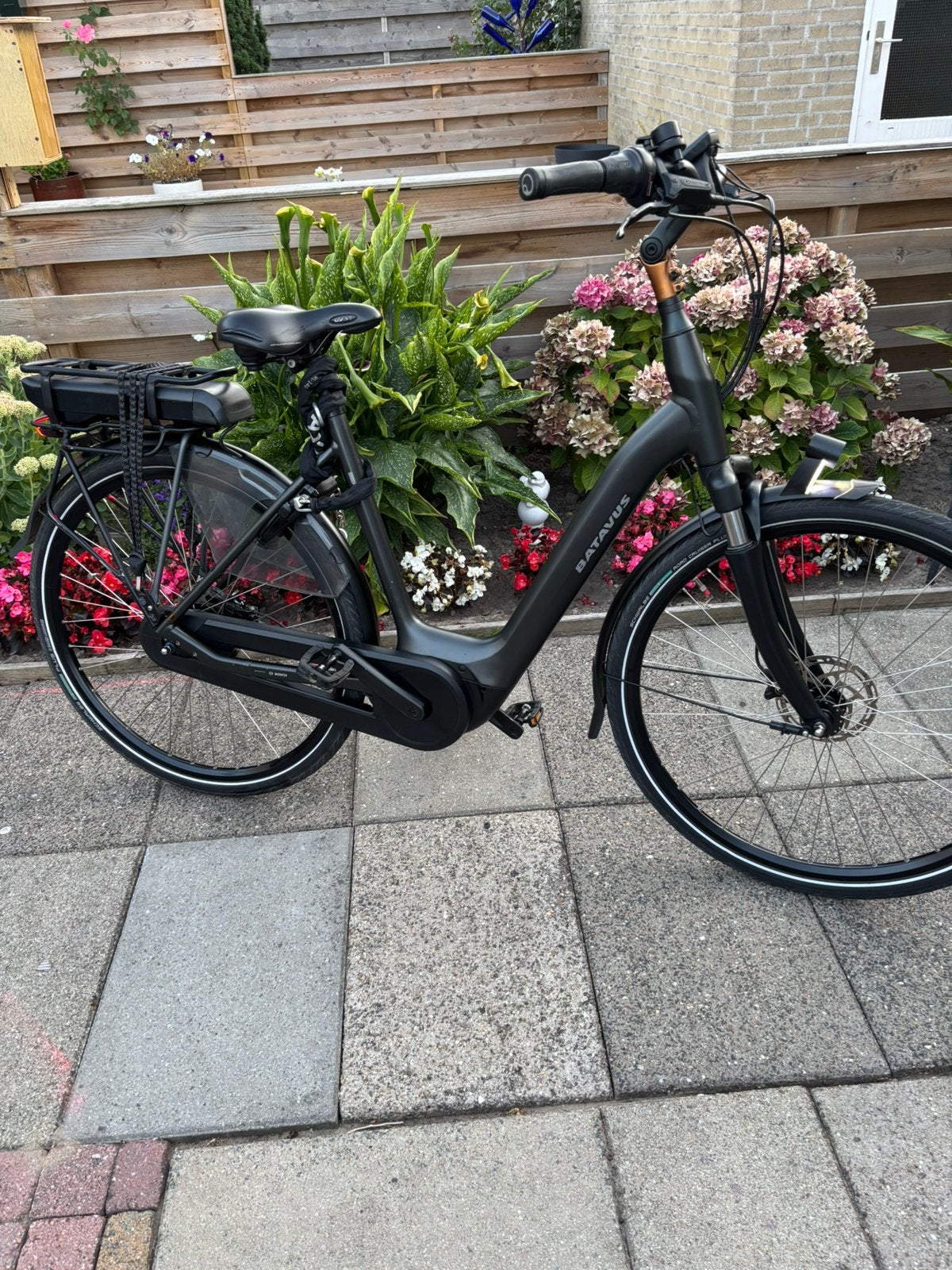 Batavuse finez e-go active plus. Frame 53. Middenmotor, Ophalen, Minder dan 10 versnellingen, 53 tot 56 cm, Batavus