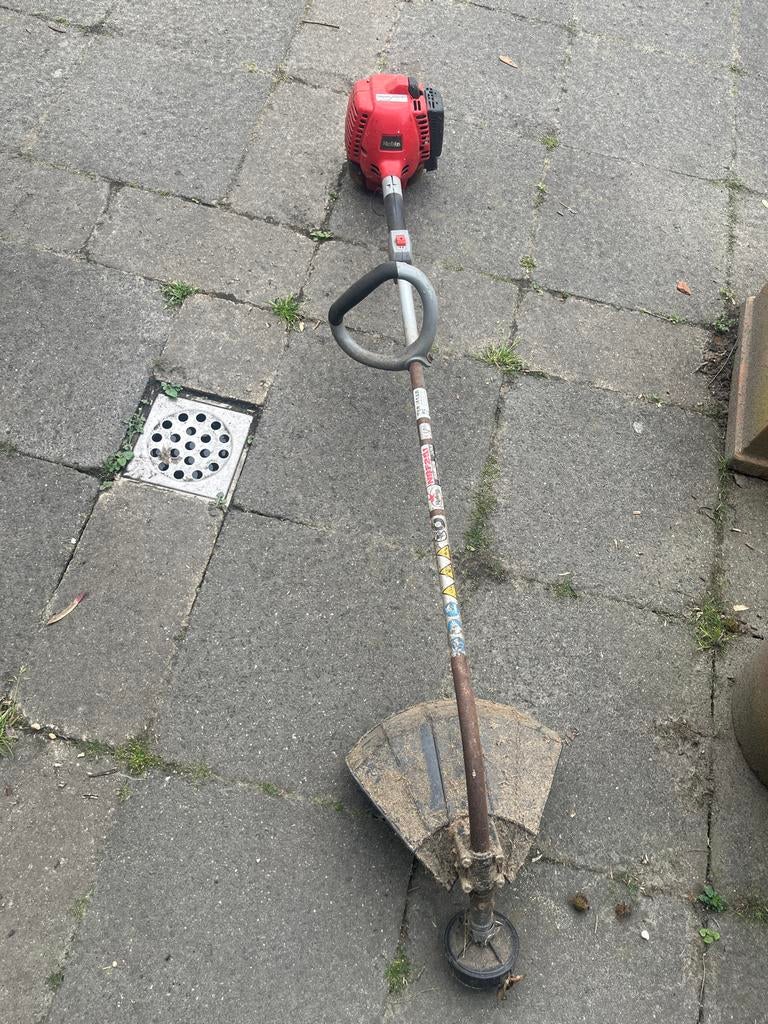 Robin Benzine Grastrimmer - Gebruikt, Ophalen of Verzenden, Gebruikt, 30 tot 50 cm, Benzine