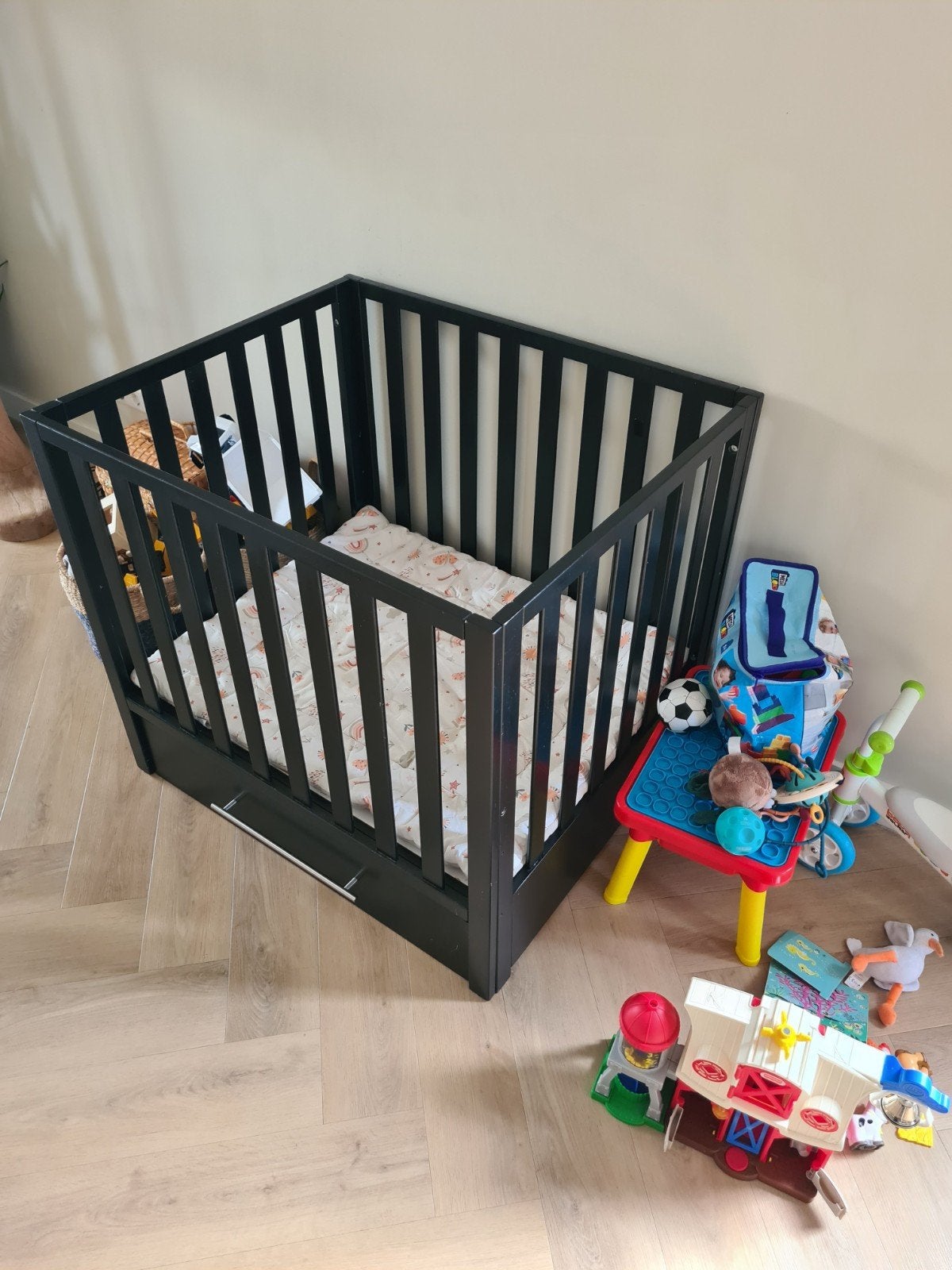 Box met lade, Ophalen, Gebruikt, Vierkant, In hoogte verstelbaar
