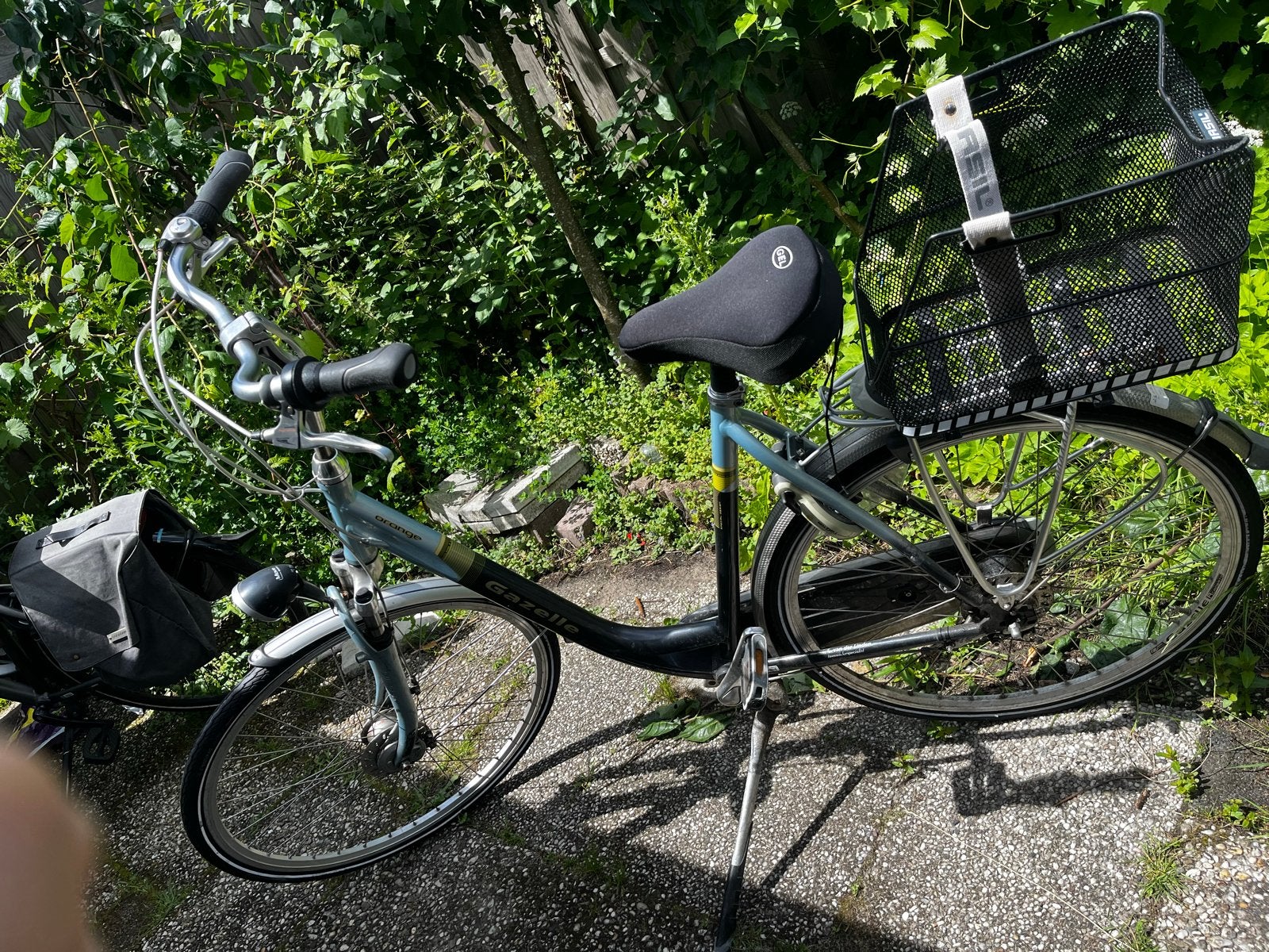 Gazelle Orange damesfiets met mand, Fietsen en Brommers, Fietsen | Dames | Damesfietsen, Velgrem, Versnellingen, Ophalen of Verzenden