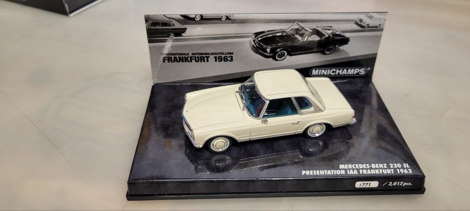 Minichamps 1963 Mercedes 230 SL W113 Presentation IAA 1963, Ophalen of Verzenden, Zo goed als nieuw, Auto, MiniChamps