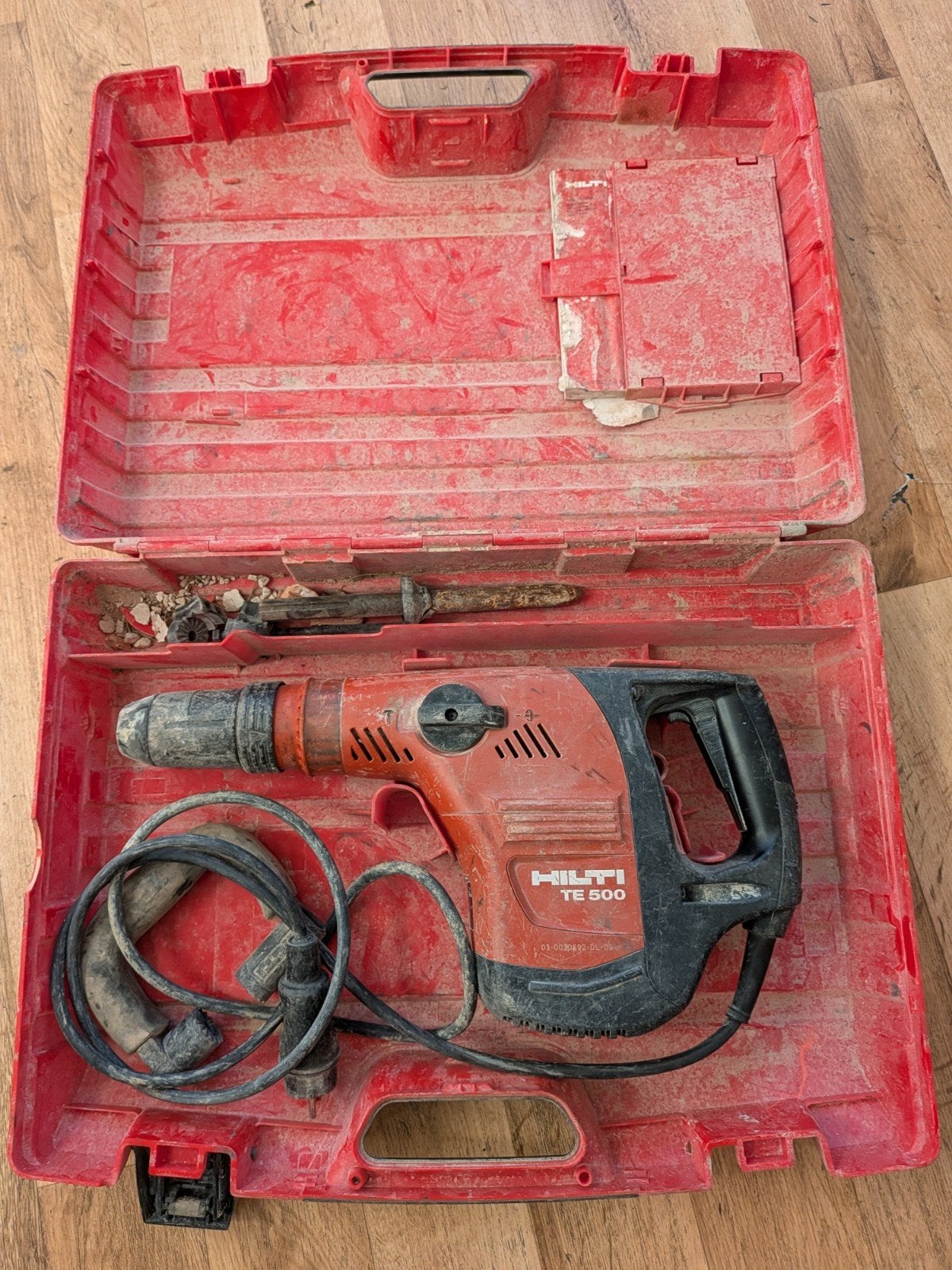 Defecte Hilti TE 500 hakhamer, Ophalen, Gebruikt, Kolomboormachine